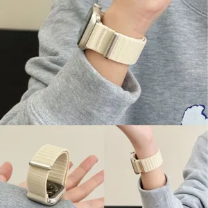 Cinturino di ricambio in nylon compatibile con Apple Watch, morbido e traspirante beige.