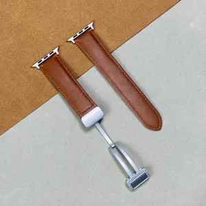 Detailed view of the magnetic genuine leather watch strap for Apple Watch, premium top layer cowhide.