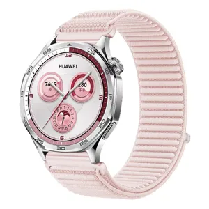 Vista cercana detallada de la correa de reloj de nailon tejido rosa con textura elástica.