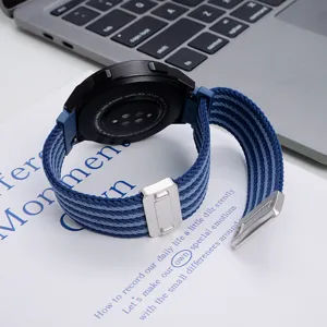 Cinturino per orologio in nylon intrecciato di ricambio con chiusura magnetica, quattro righe.