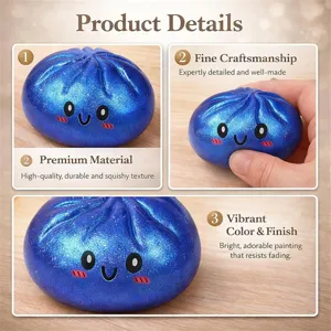 Μακροεντολή λεπτομέρεια του μπλε γκλίτερ dumpling squishy παιχνιδιού με μαλακή υφή και πρόσωπο