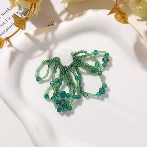 Parche DIY de borla de cuentas de cristal verde, diseño de mariposa para accesorios.
