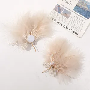 Feather pearl crystal butterfly hair clip detail, handmade Hanfu hair accessory DIY material.
