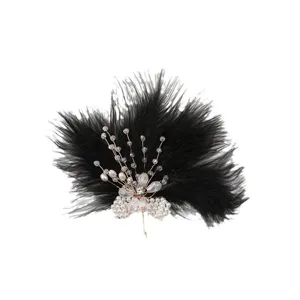 Black feather hair clip with crystal pearls, elegant vintage hair accessory for Hanfu styling.
