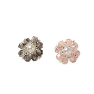 Handmade pearl crystal flower DIY accessories, elegant stud earrings and shoe clip parts.