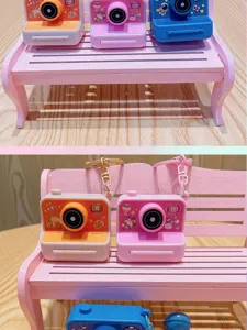 Llavero de mini cámara lindo juguete luminoso colgante de bolso regalo creativo