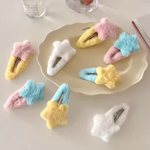Set di graziosi fermagli per capelli a stella in peluche, morbidi per donne e ragazze stile.
