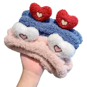 Cute plush heart headband for women, soft fleece hair hoop for face washing and daily makeup.