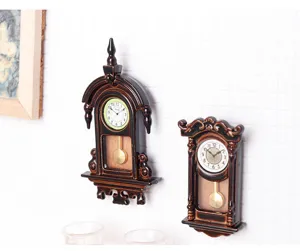Miniature vintage wall clock model for 1:12 scale dollhouse furniture toy decoration