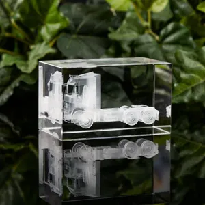 3D laserraviertes Kristall LKW Block, exquisites Business Geschenk Tischdekoration Deko.