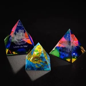 Crystal pyramid ornament laser engraved building landscape souvenir tourist gift home decor item