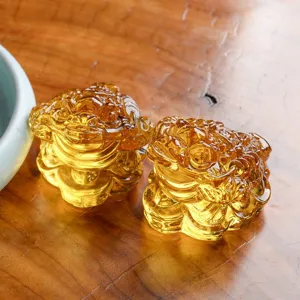 Glückskröte Kristall Ornament Paar Detailansicht, Feng Shui Heimdekor Tischdeko.