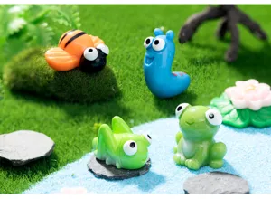 Miniature resin animal figurines moss landscape DIY garden decor frog bee caterpillar 1pc