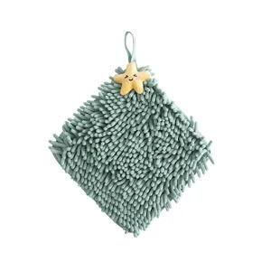 Groene chenille hangende handdoek met schattig gele ster decor voor de keuken thuis