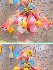 Portachiavi con unicorno e pulcino dei cartoni animati, simpatico accessorio per zaino.