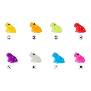 Buntes leuchtendes Harz Frosch Miniaturen Set, süße Mikrolandschaft Ornamente und Zubehör.