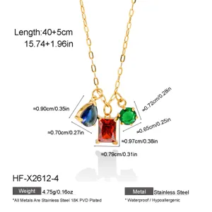 Gedetailleerd overzicht van de afmetingen van de hanger en ketting van de zircone halsketting.