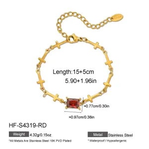 Pulsera de acero inoxidable chapado en oro 18K con piedra circonita rectangular roja.