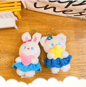 Lindo llavero de felpa de dibujos animados, suave colgante de muñeca de peluche para bolsos.