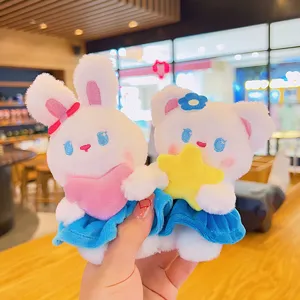 Lindo llavero de peluche estrella corazon dibujos animados colgante de bolso muneca.