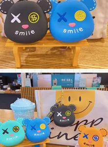 Silikon Bär Münzbeutel Schlüsselanhänger mit süßem Cartoon Design, tragbare Mini Geldbörse Tasche.