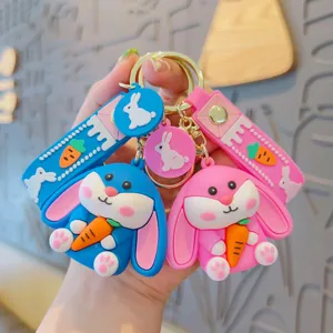 Simpatico Portachiavi a Forma di Coniglio Cartoon Con Carota in PVC 3D Bambola Animale Portachiavi per Borsa Zaino Pendente per Donna Bambini