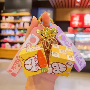 Porte-clés Cube Magique Lapin Dessin Animé Mignon Pendentif de Sac Anti-stress Créatif pour Couples Enfants Ornement de Sac à Dos