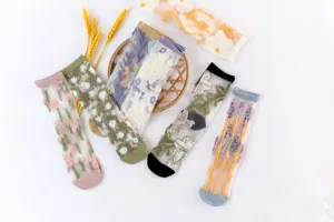 Sheer floral embroidered mesh socks detail, thin summer mid-tube cute transparent stockings.