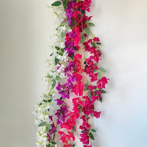 Guirnalda de buganvillas artificiales flores decoración de pared para salón planta verde interior.