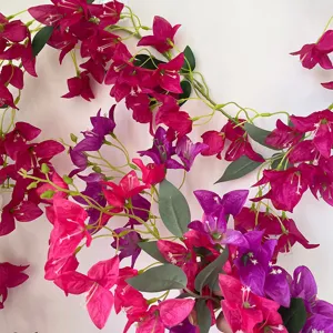 Planta artificial de buganvilia enredadera colgante para decoración de pared de la habitación.