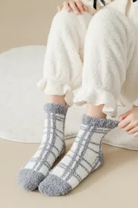 Winter new thickened women coral fleece plaid floor socks cozy warm indoor house socks