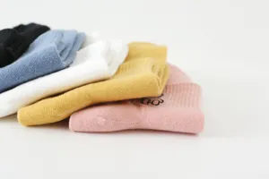 Korean style solid color cute cotton women socks detail view multi-color display