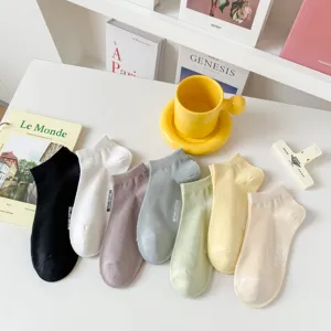 Chaussettes courtes unies pour femmes, chaussettes d'été respirantes en maille, confortables.