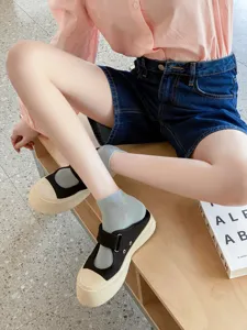 Calcetines de mujer de verano de malla transpirable, cómodos calcetines de algodón para diario.