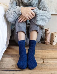 Cozy winter coral fleece sleep socks for men, warm fuzzy thick indoor floor socks.