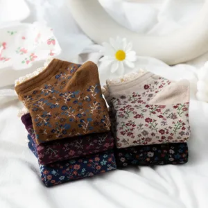 Women retro floral lace boat socks spring summer short cotton socks casual daily footwear