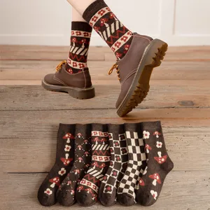 Women's Wool Mid Tube Socks Thickened Warm Winter Retro Floral Checkerboard Mushroom Pattern Casual Fashion Hosiery