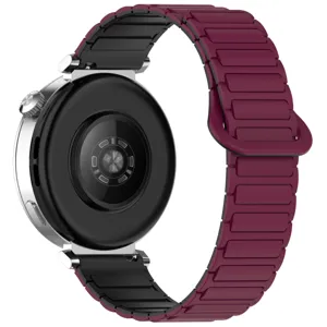Μαγνητικό λουράκι σιλικόνης συμβατό με το Xiaomi Watch S5 σε κομψό σκούρο μπορντό χρώμα.