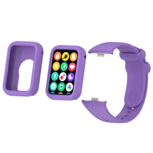 Vista detallada de la funda protectora de silicona morada y la correa, diseño flexible.