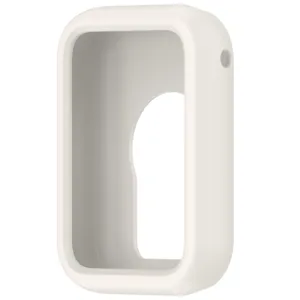 Vista detallada de la funda protectora de silicona con recortes precisos y diseño flexible.