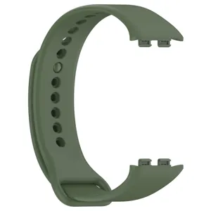 Detailed view of the dark green silicone smartwatch replacement strap featuring secure buckle.