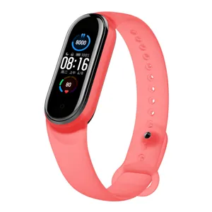 Bracelet de rechange en silicone pour tracker de fitness et montre connectée rose corail.