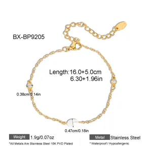 Pulsera de cadena de perlas de agua dulce de acero inoxidable chapado en oro 18K.