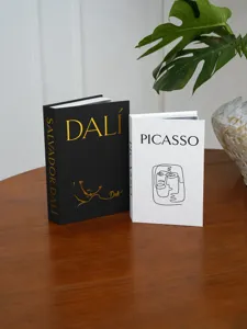 Set scatola portaoggetti per libri decorativi con testo in lamina d'oro e design astratto.