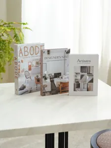 Set di libri finti decorativi per tavolino da caffè arredamento interni moderno minimalista.