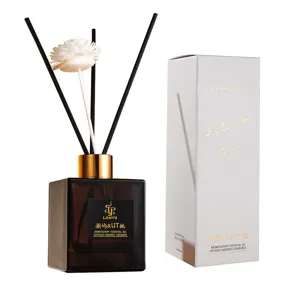 Gardenia reed diffuser set for home fragrance, long lasting essential oil air freshener.