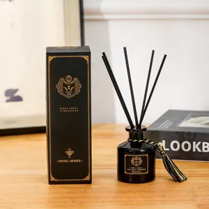 Diffuser Aromatos Chorou Seira Xenodocheiou Me Mavro Gyalino Boukali Rattan Sticks