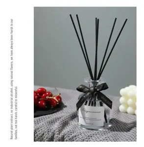 Flameless reed diffuser glass bottle essential oil set hotel room home air freshener detail