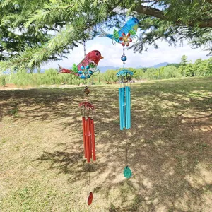 Campanello a vento uccello in metallo e vetro decorazione da giardino sospeso rosso blu