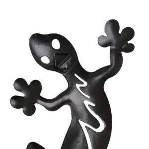 Metal gecko wall art detail, black iron lizard sculpture for home room indoor outdoor decor.